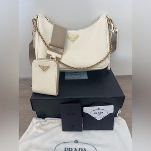 Crème Prada 2005 Re-edition are-Nylon Bag